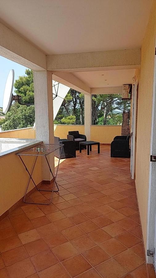 Apartmani Katarina Mundanije Екстериор снимка