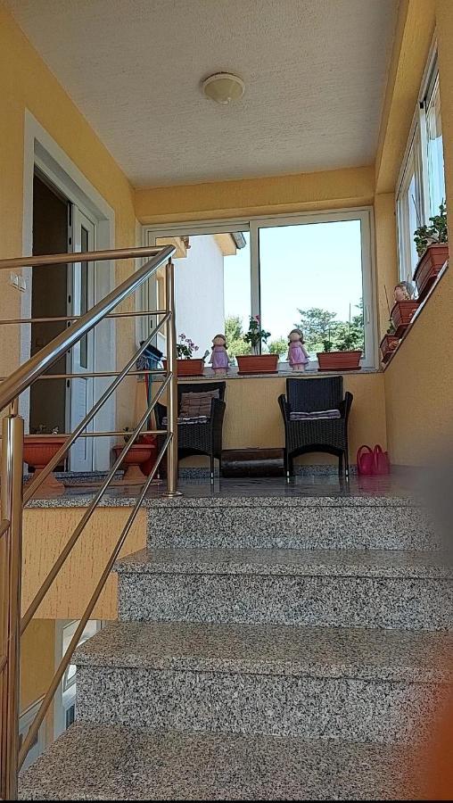 Apartmani Katarina Mundanije Екстериор снимка