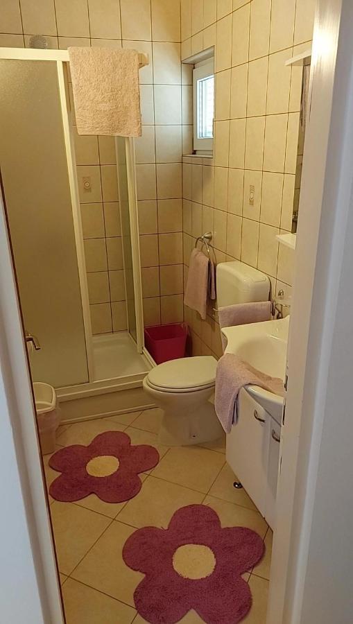 Apartmani Katarina Mundanije Екстериор снимка
